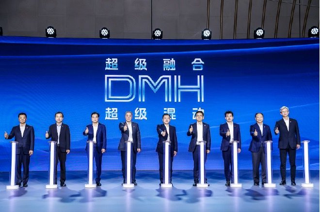 上汽荣威DMH技术品牌亮相中国品牌日